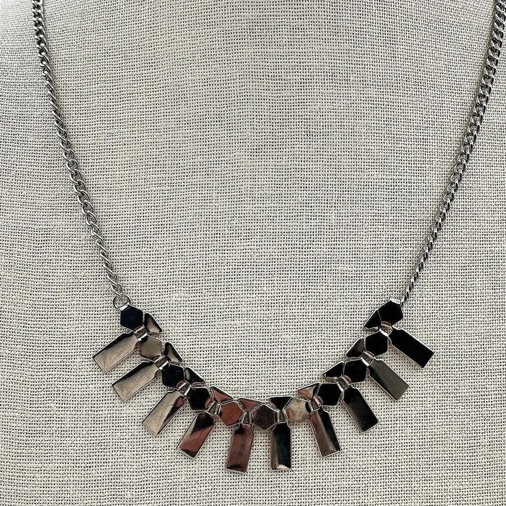 Vintage Y2K Silver Tone Geometric Fringe Bib Necklace Women's Classic Jewelry